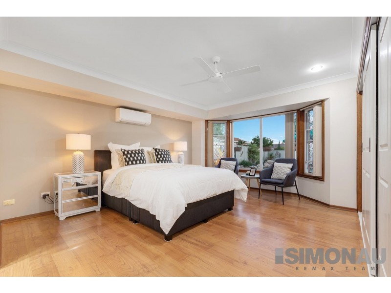 9 Pinecroft Close, Calamvale QLD 4116
