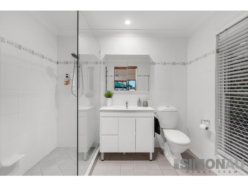 9 Pinecroft Close, Calamvale QLD 4116