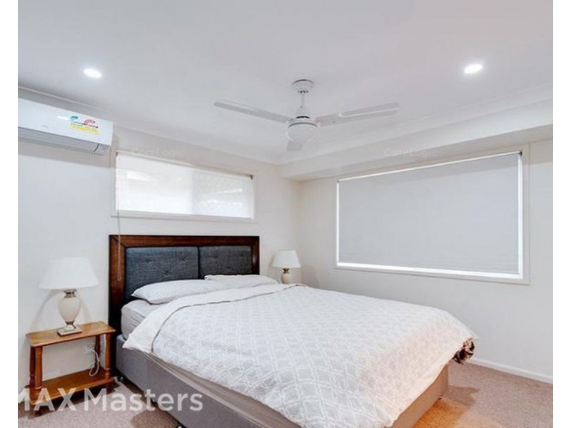 30 Acorn Cct, Forest Lake QLD 4078