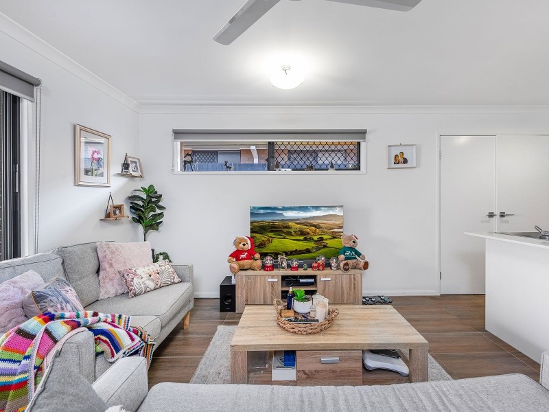 13 Hibiscus Cl, Ellen Grove QLD 4078