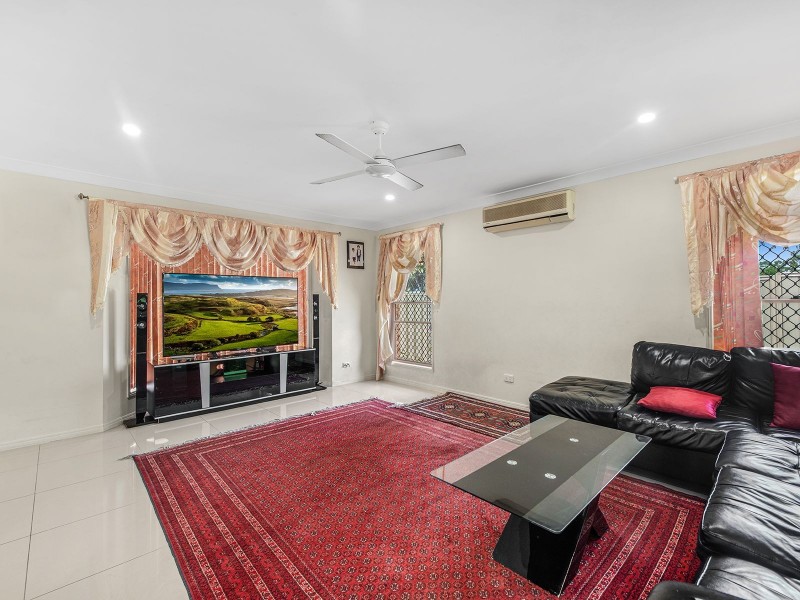 75 Serrata Cct, Forest Lake QLD 4078
