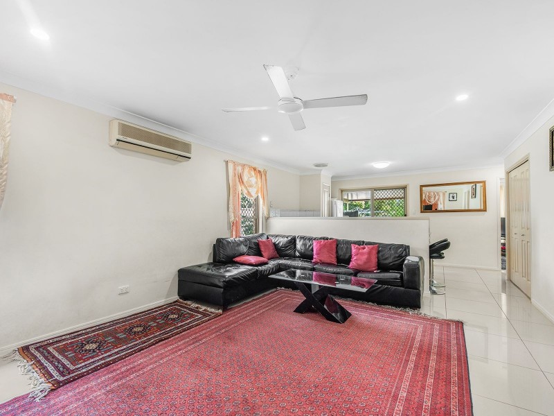 75 Serrata Cct, Forest Lake QLD 4078