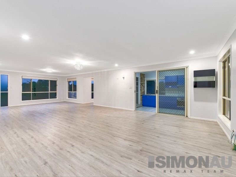 6 Shelduck Place, Calamvale QLD 4116