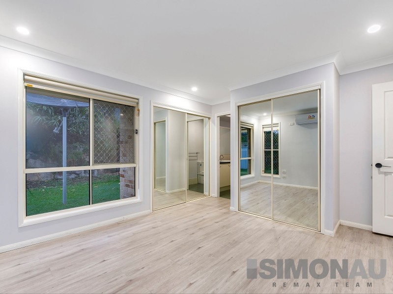 6 Shelduck Place, Calamvale QLD 4116