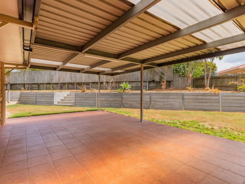 13 Jackson Court, Regents Park QLD 4118