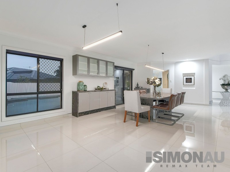 73 Stiller Drive, Kuraby QLD 4112