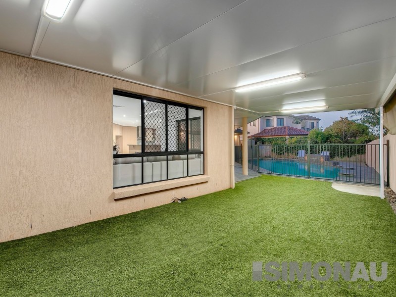 73 Stiller Drive, Kuraby QLD 4112