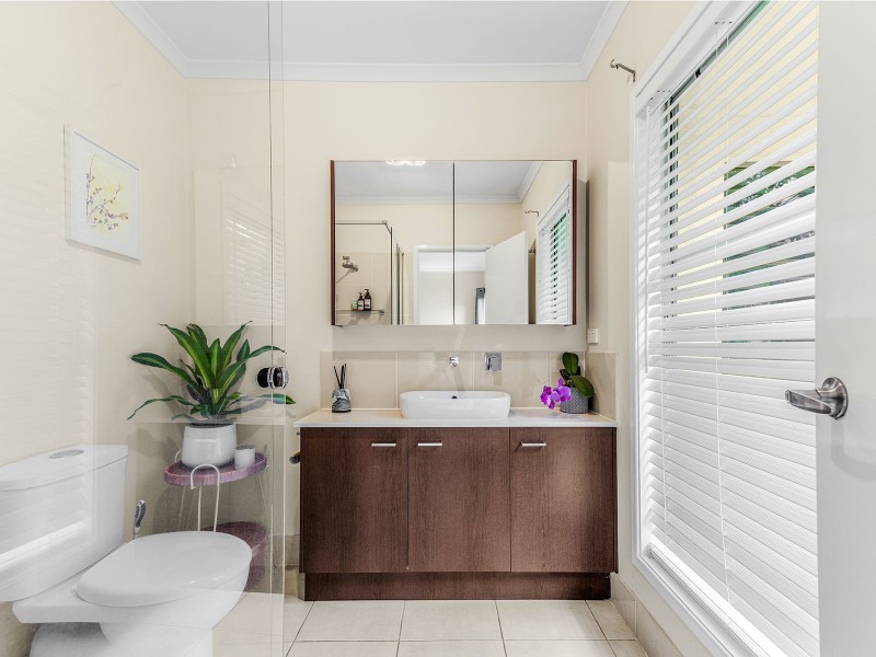 5 Amamoor Ct, Forest Lake QLD 4078