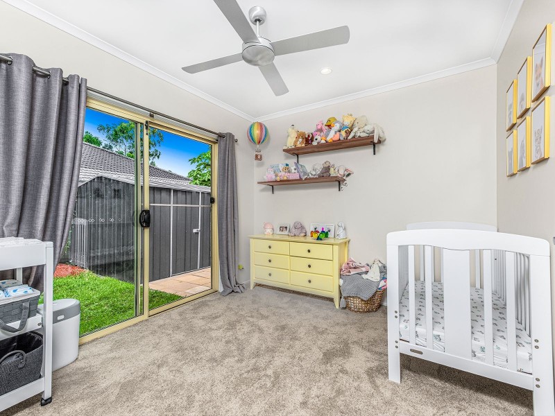 5 Amamoor Ct, Forest Lake QLD 4078
