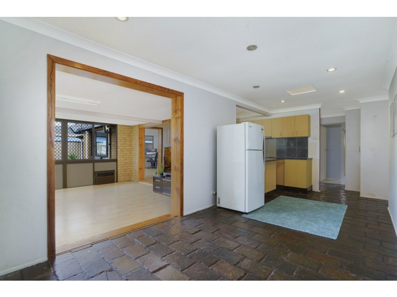 40 Peverell Street, Hillcrest QLD 4118