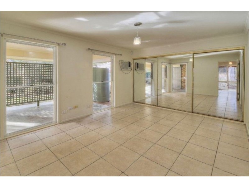 2 Gracemere Pl, Forest Lake QLD 4078