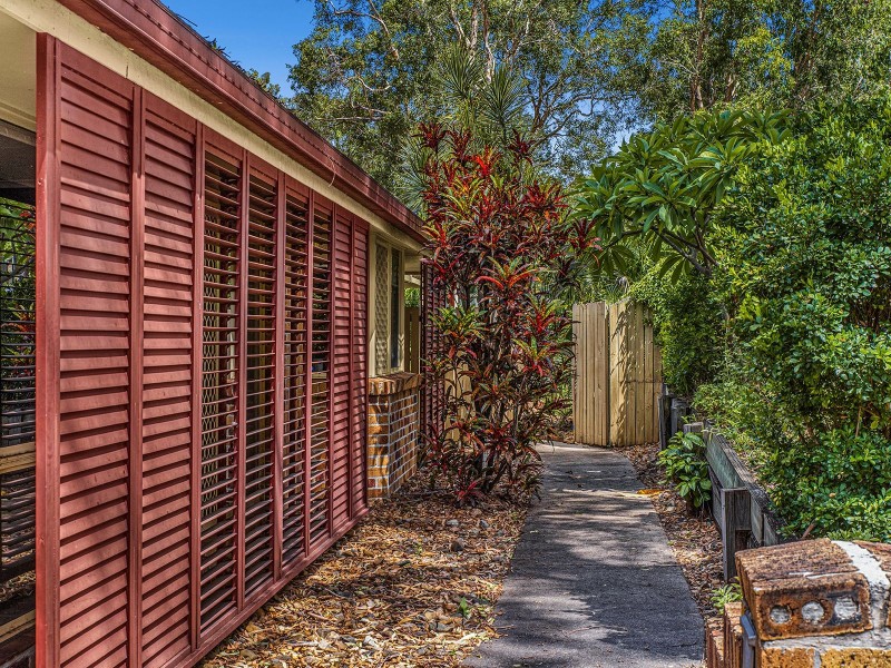 2 Gracemere Pl, Forest Lake QLD 4078