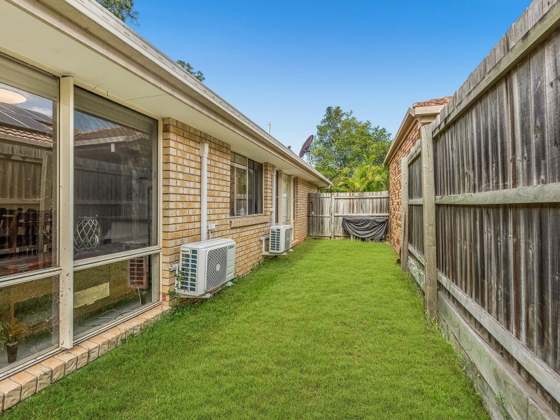 111 Brooklands Cct, Forest Lake QLD 4078