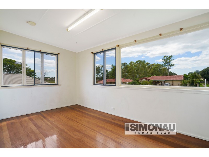 72 Warrigal Rd, Runcorn QLD 4113