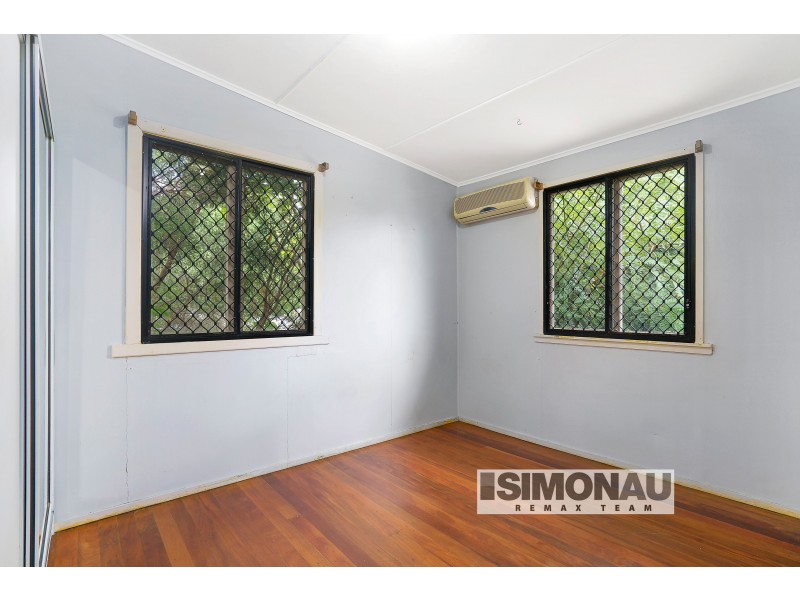 72 Warrigal Rd, Runcorn QLD 4113