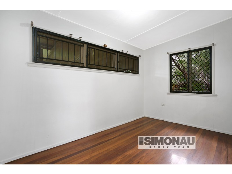 72 Warrigal Rd, Runcorn QLD 4113