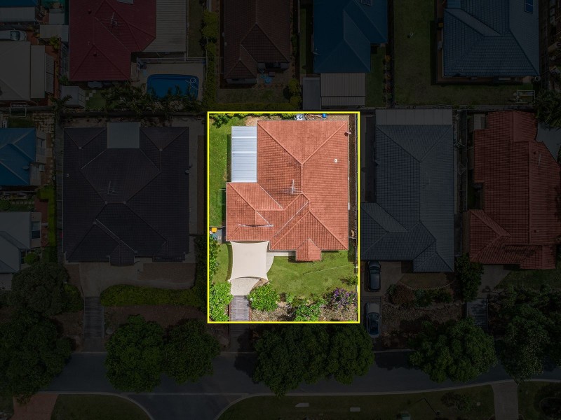 18 Kondalilla Pde, Forest Lake QLD 4078