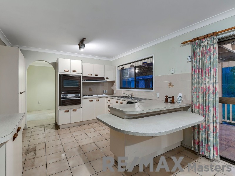 63 Honeywood Street, Sunnybank Hills QLD 4109