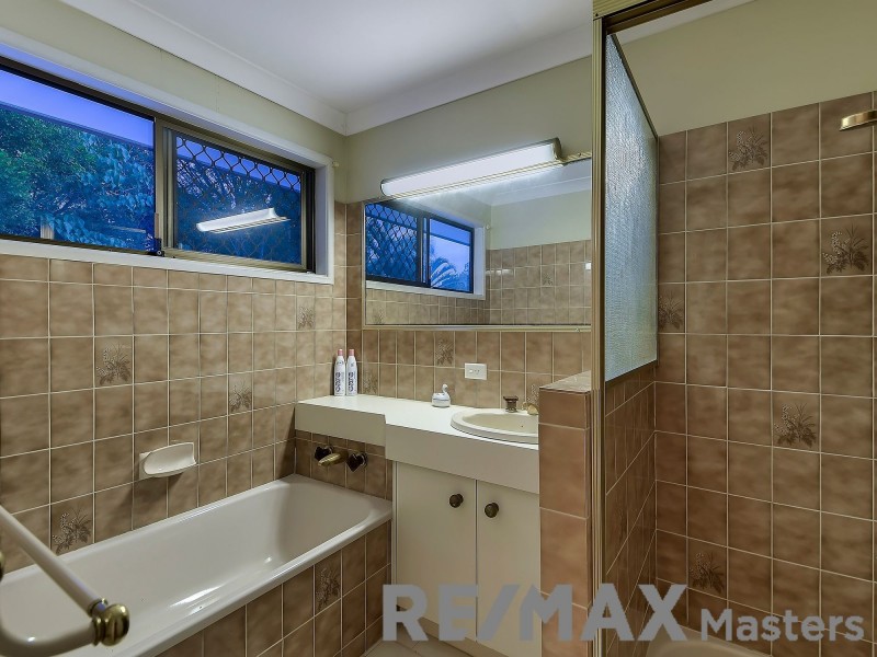 63 Honeywood Street, Sunnybank Hills QLD 4109