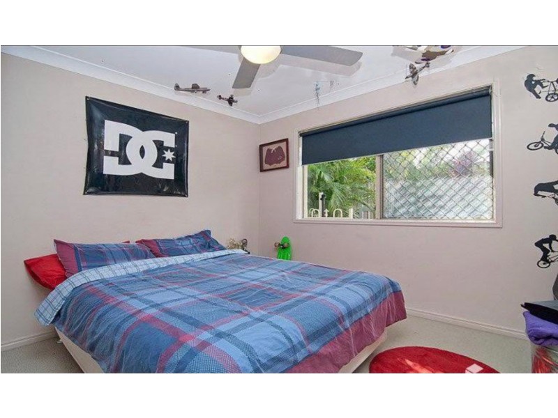 10 Piccadilly Pl, Forest Lake QLD 4078