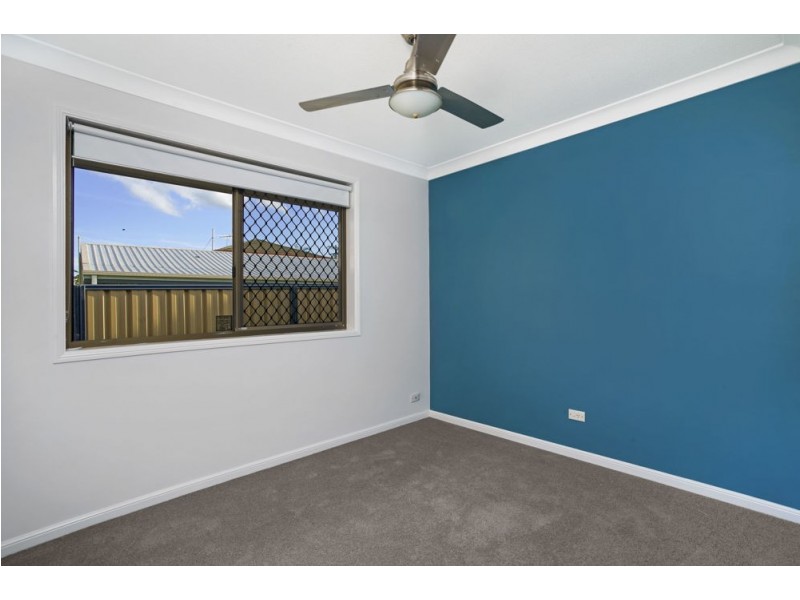 11 Stangate Street, Hillcrest QLD 4118