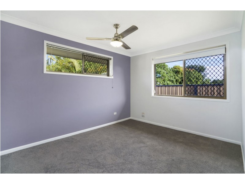 11 Stangate Street, Hillcrest QLD 4118