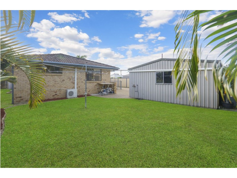 11 Stangate Street, Hillcrest QLD 4118
