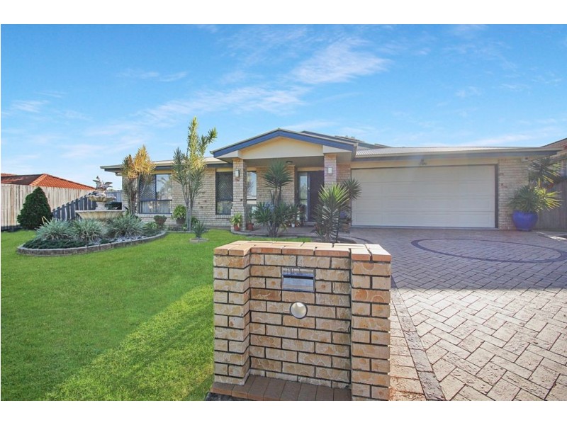 24 Kalbarri Street, Parkinson QLD 4115