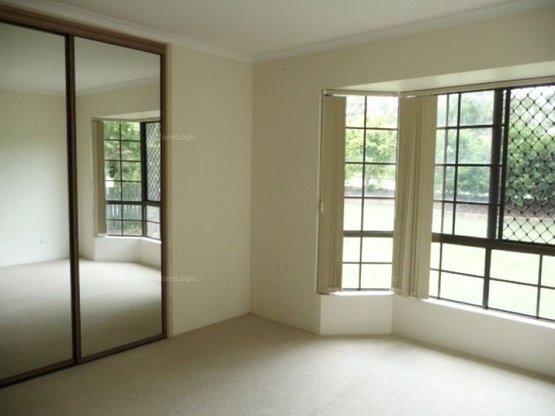 15 Centaurus Crescent, Regents Park QLD 4118