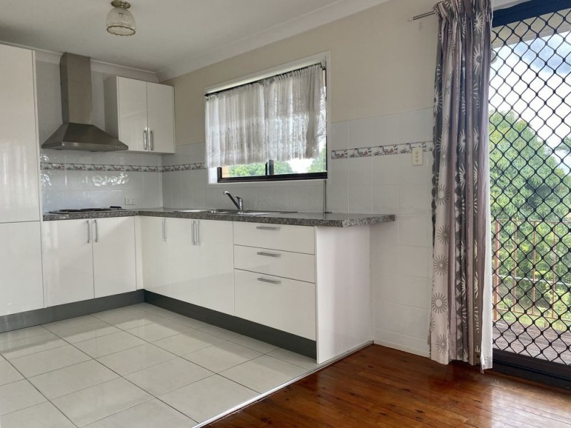 7 Stangate Street, Hillcrest QLD 4118