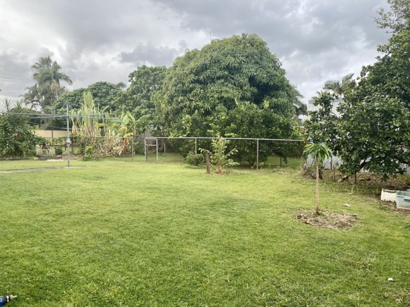 7 Stangate Street, Hillcrest QLD 4118