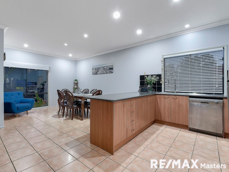 16 Capricorn Avenue, Crestmead QLD 4132