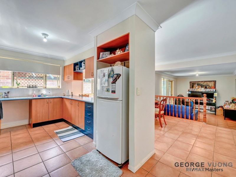 26 Centennial Way, Forest Lake QLD 4078