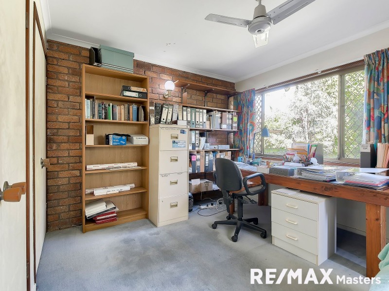 3 Davrod Street, Robertson QLD 4109