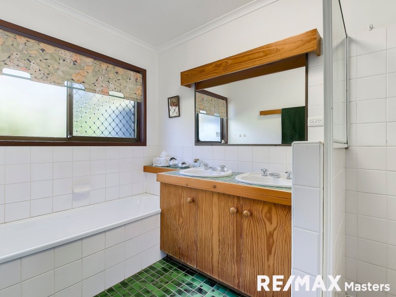 3 Davrod Street, Robertson QLD 4109