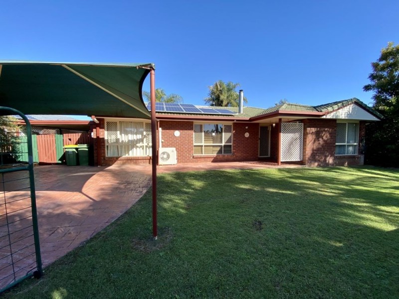 15 Lyndon Court, Boronia Heights QLD 4124