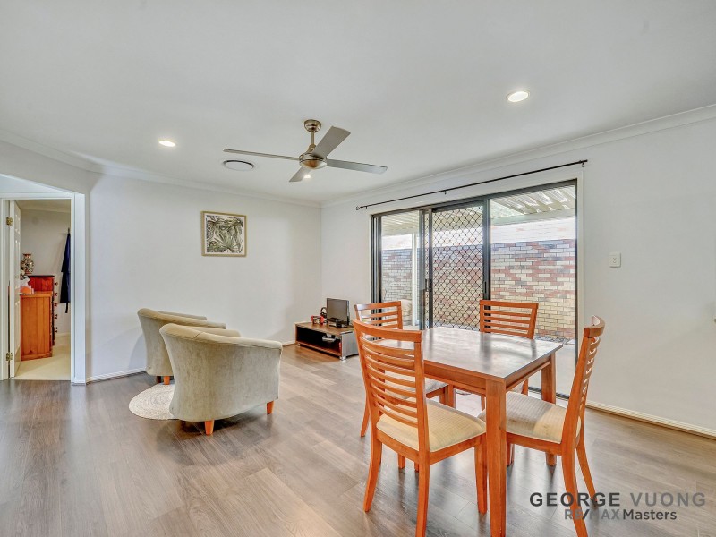 7 Sherringham Cl, Forest Lake QLD 4078