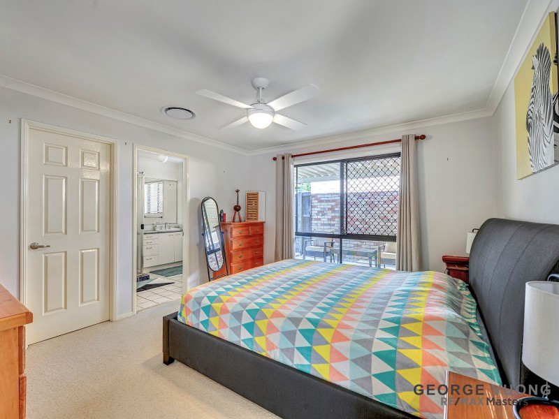 7 Sherringham Cl, Forest Lake QLD 4078