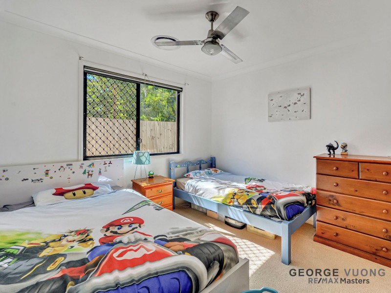 7 Sherringham Cl, Forest Lake QLD 4078