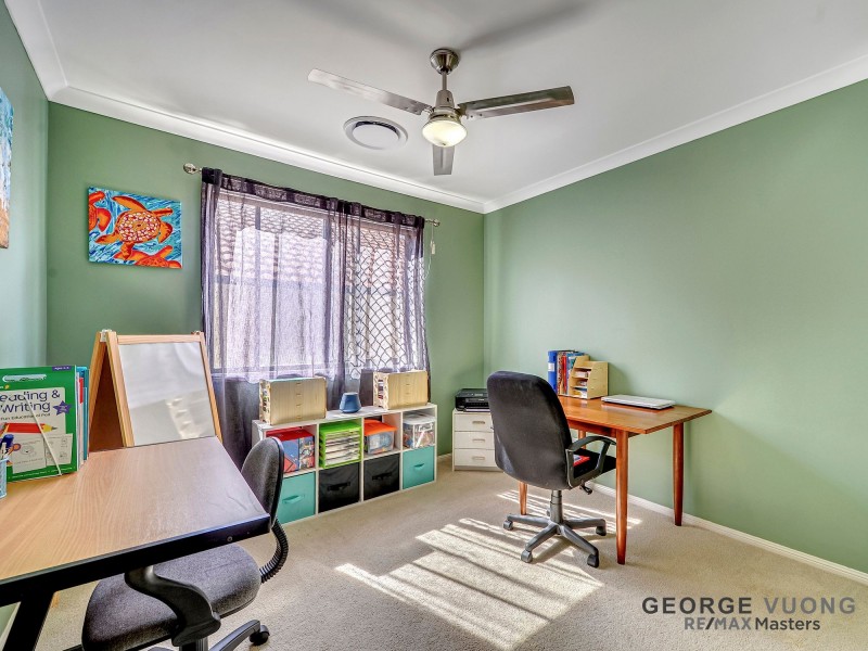 7 Sherringham Cl, Forest Lake QLD 4078