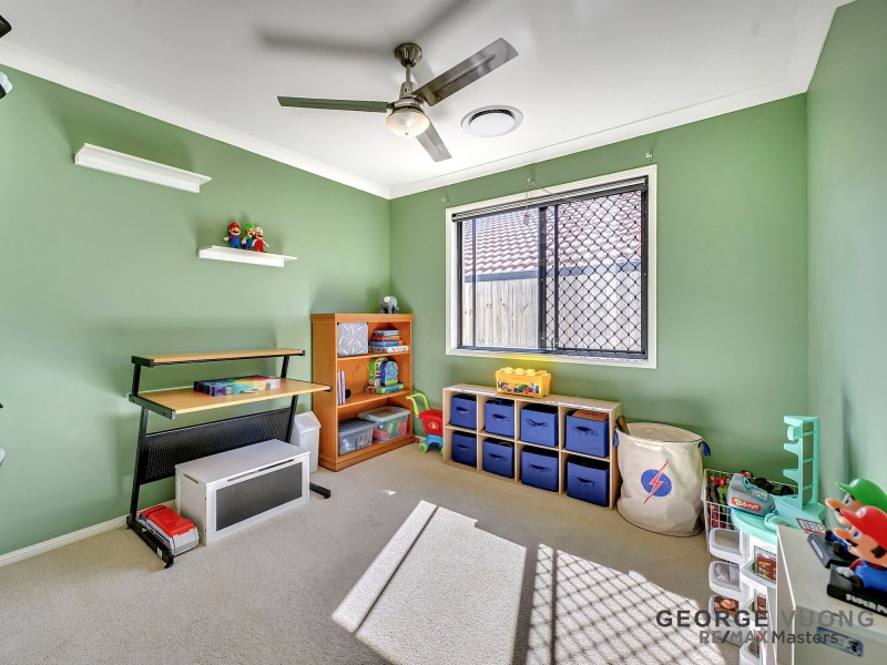 7 Sherringham Cl, Forest Lake QLD 4078