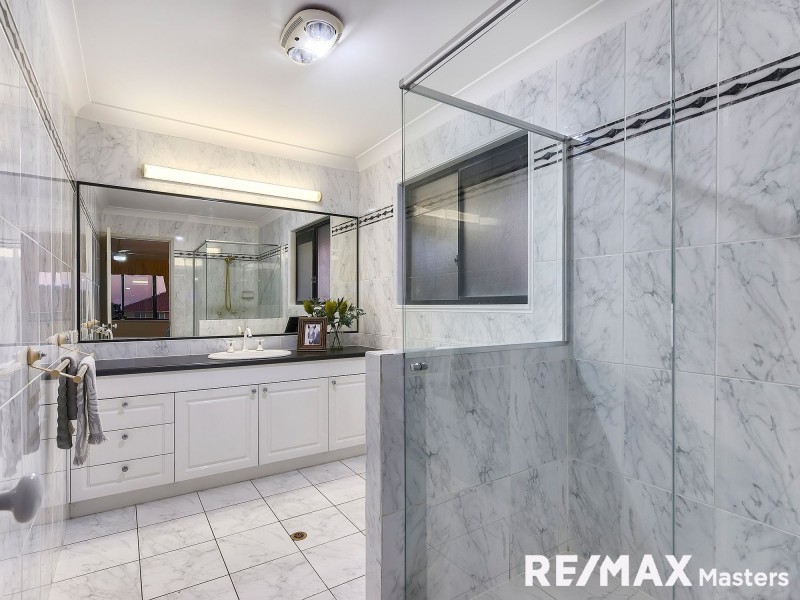 68 Maywood Crescent, Calamvale QLD 4116