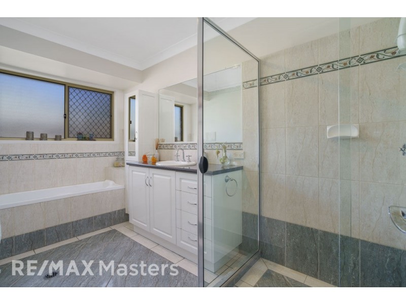 3 Watarrka Drive, Parkinson QLD 4115