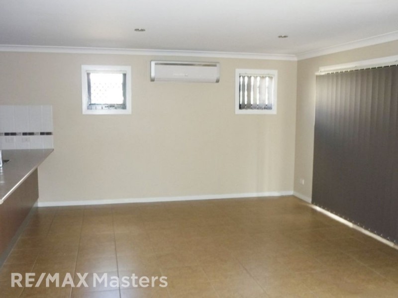 1 Kenilworth Cres, Waterford QLD 4133