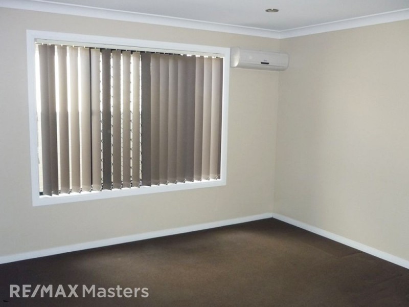 1 Kenilworth Cres, Waterford QLD 4133