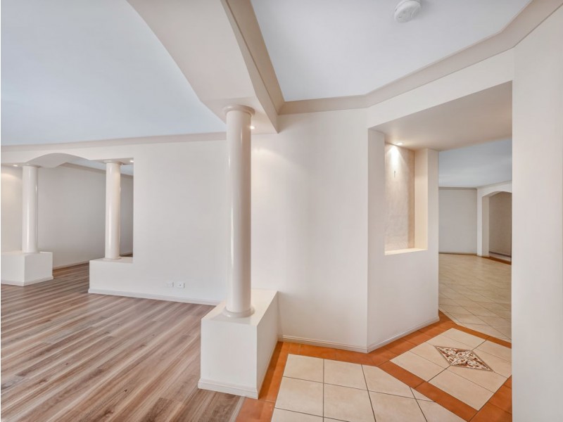 33 The Parkway, Stretton QLD 4116