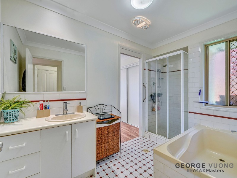 66 Clarendon Cct, Forest Lake QLD 4078