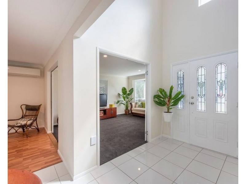 1 Japonica Place, Calamvale QLD 4116