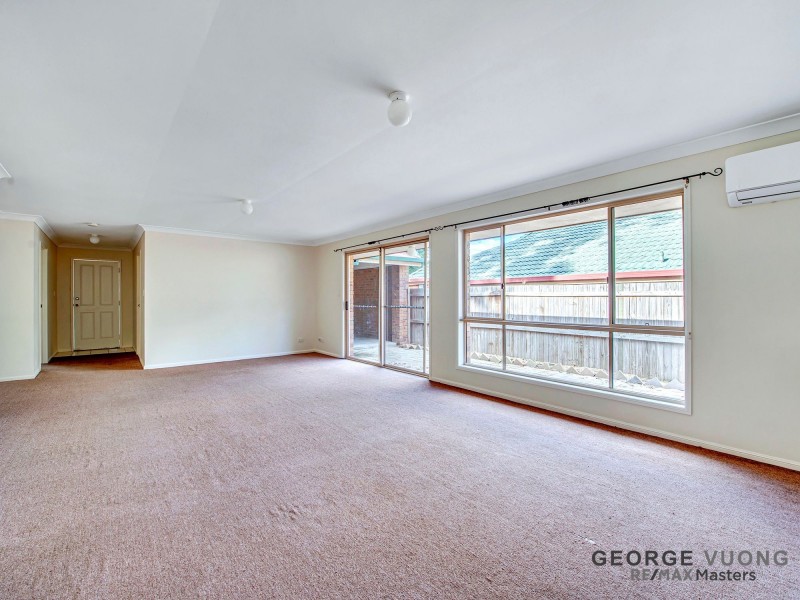 3 Phillip Pl, Forest Lake QLD 4078