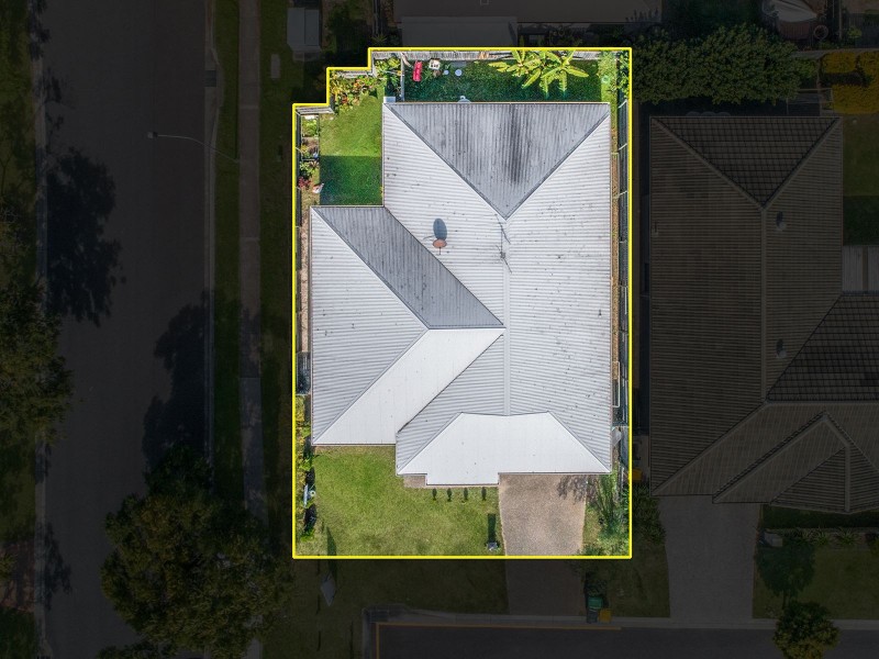 15 Savannah Pl, Forest Lake QLD 4078